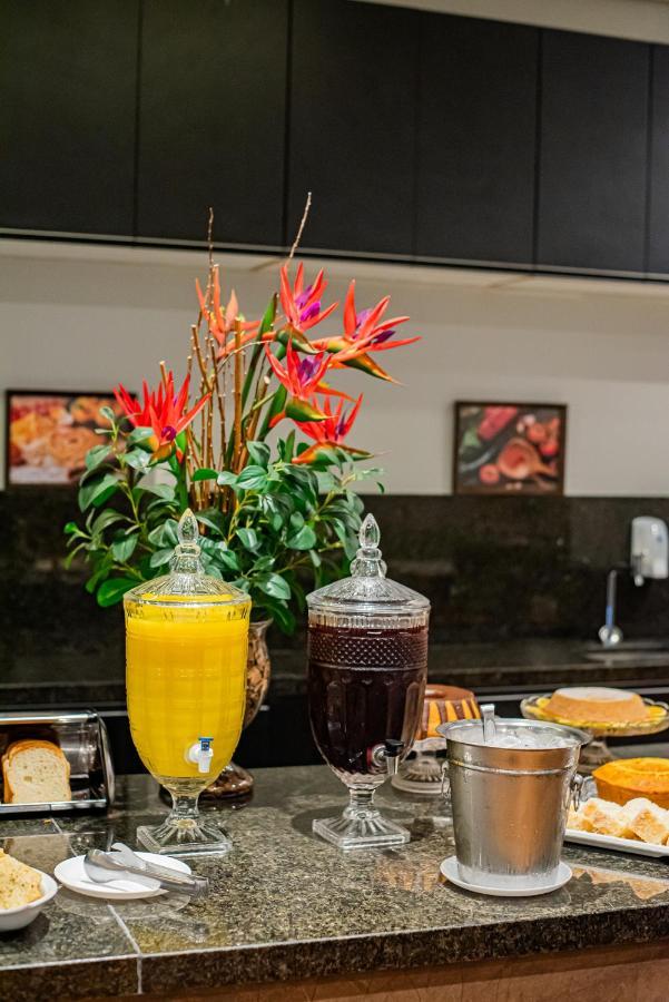 San Diego Suites Lourdes - Oficial Belo Horizonte Luaran gambar