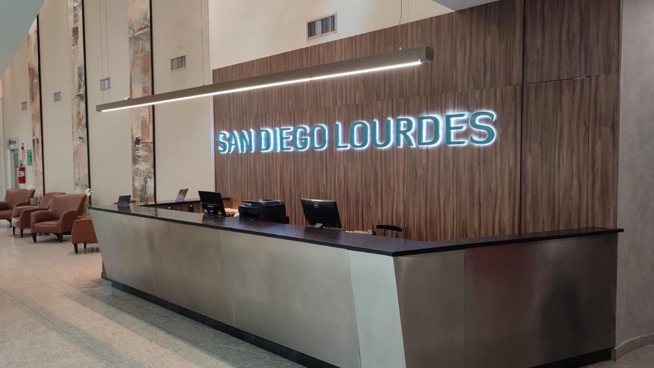 San Diego Suites Lourdes - Oficial Belo Horizonte Luaran gambar