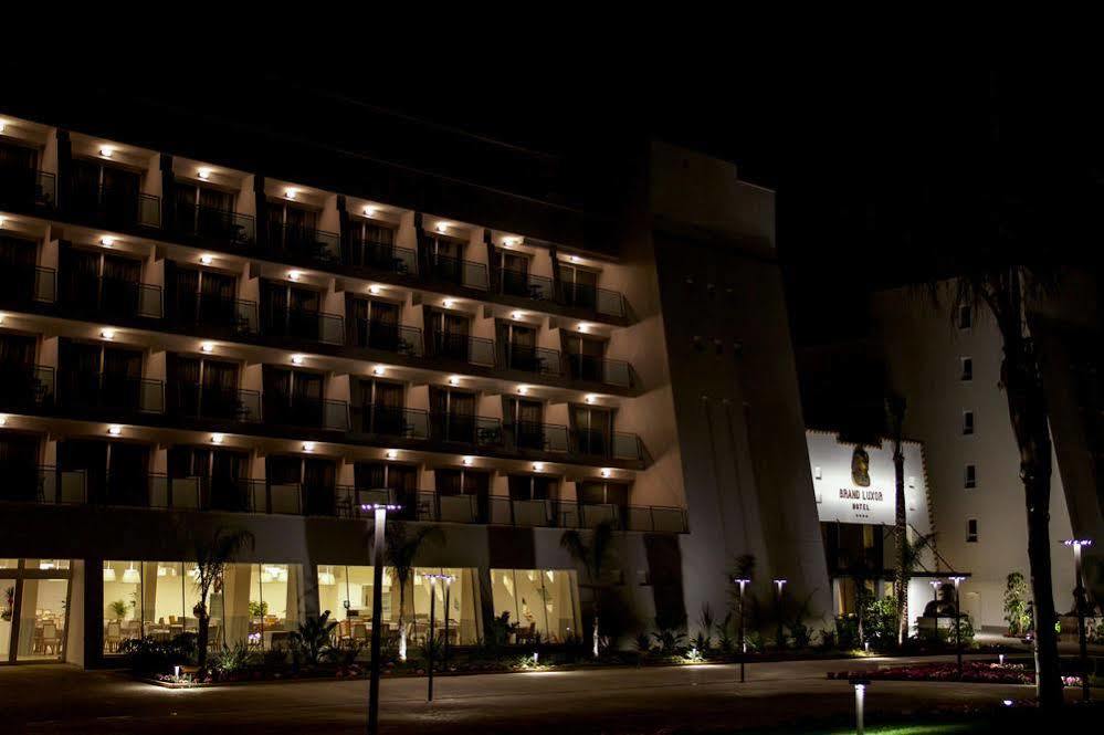 San Diego Suites Lourdes - Oficial Belo Horizonte Luaran gambar